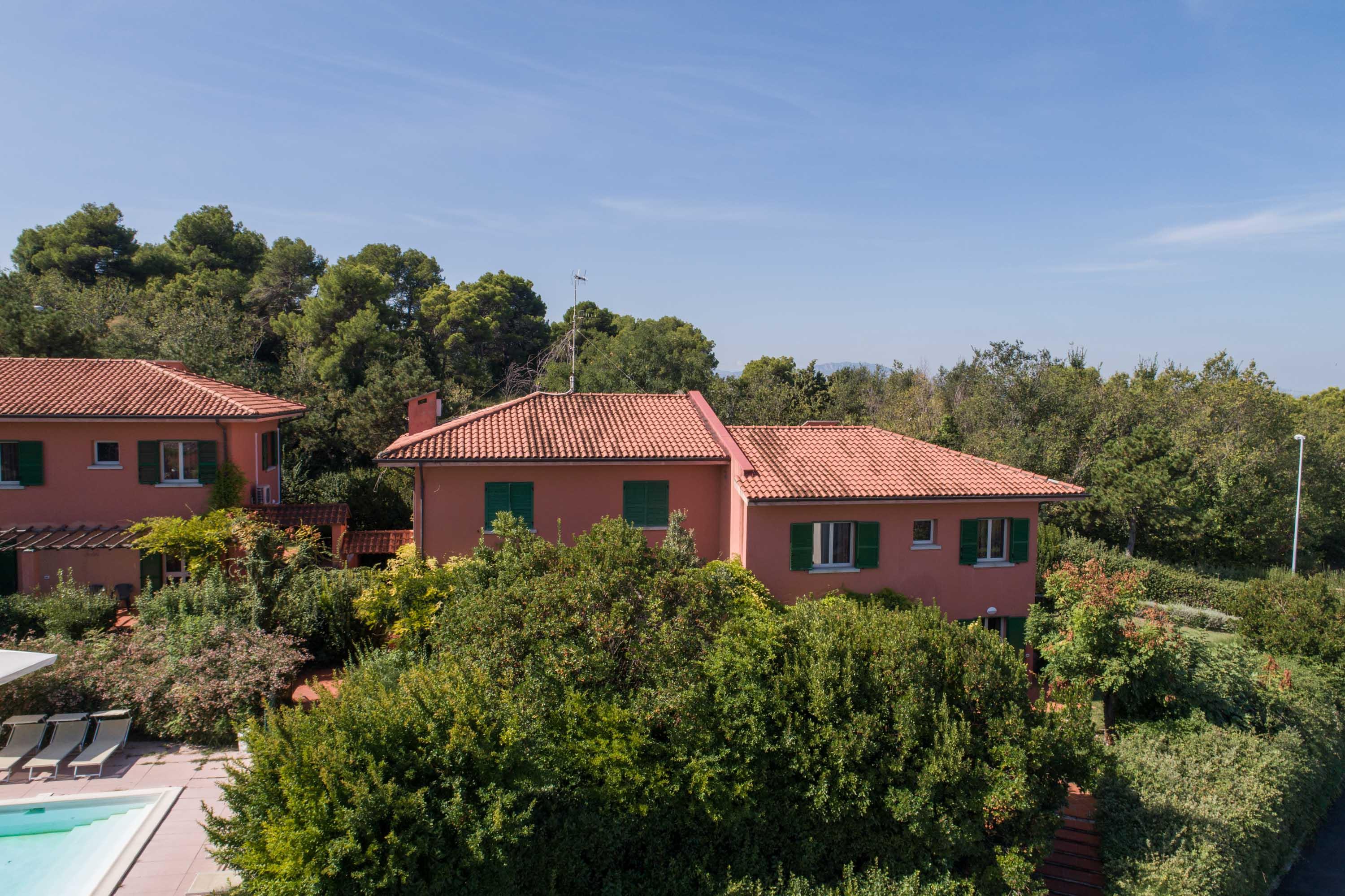Residenze Al Colle Dei Pini Aparthotel Riccione Exteriör bild