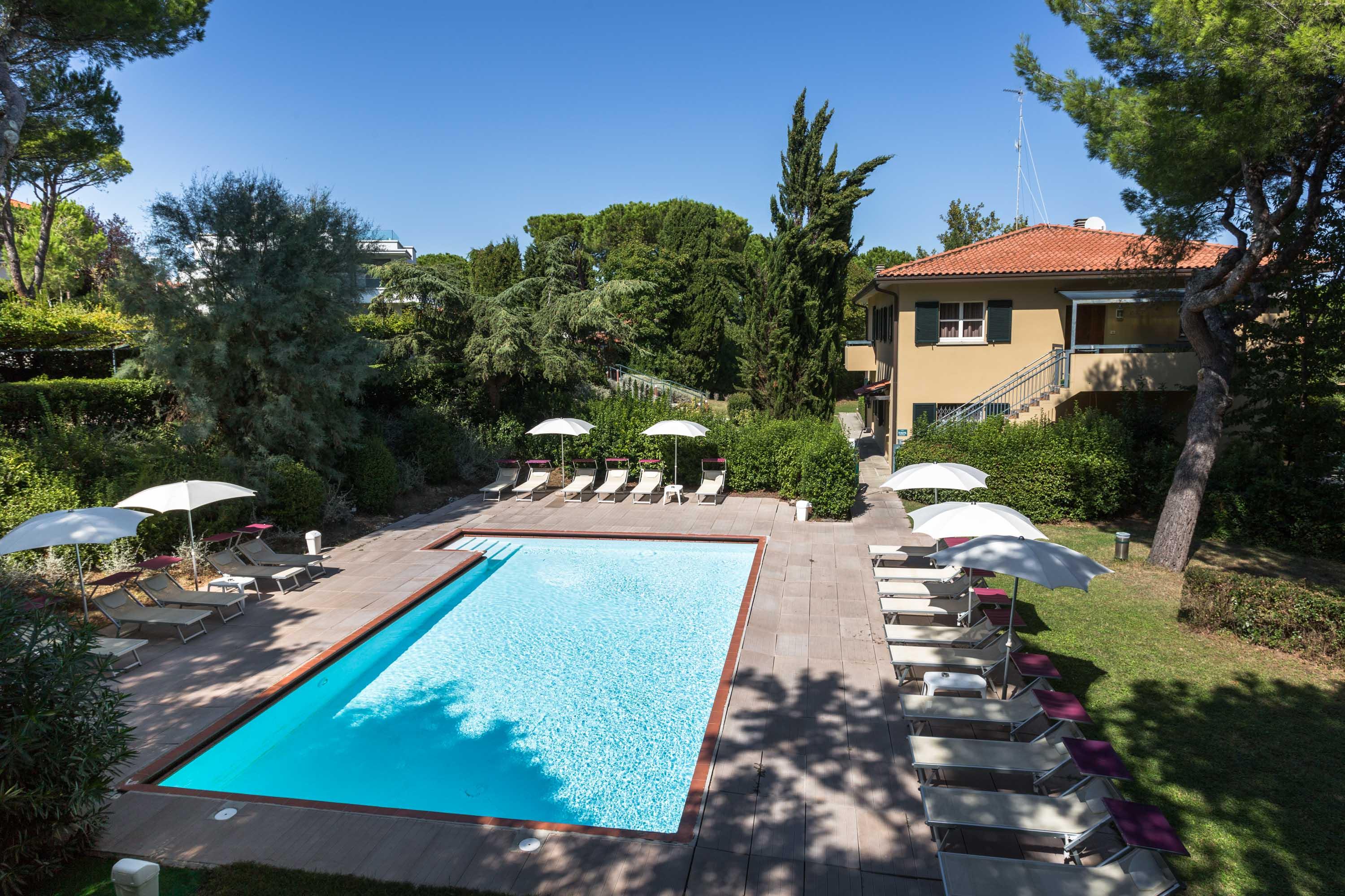 Residenze Al Colle Dei Pini Aparthotel Riccione Exteriör bild