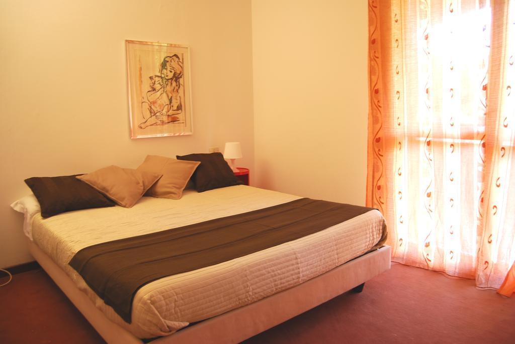 Residenze Al Colle Dei Pini Aparthotel Riccione Exteriör bild